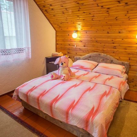 Lara Rooms Жабляк Екстер'єр фото